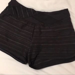 SOLDⓂ️-Lululemon wee are from space shorts size 4